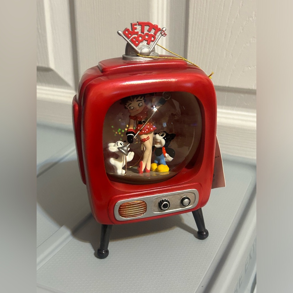 Snow Globe